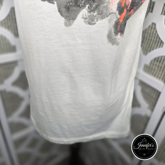3/$30 J. Crew Women's White Raw Edge Scoop Neck Abstract Print T-shirt Large - Picture 6 of 10